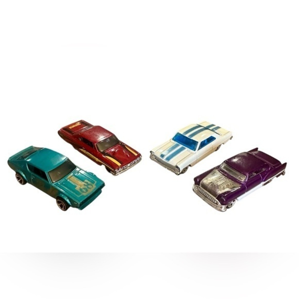 Hot Wheels Classic Cars Die Cast - Lot of 4 - Chevy Galaxy Nissan